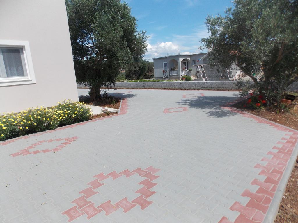 Apartments Franov Bibinje Habitación foto