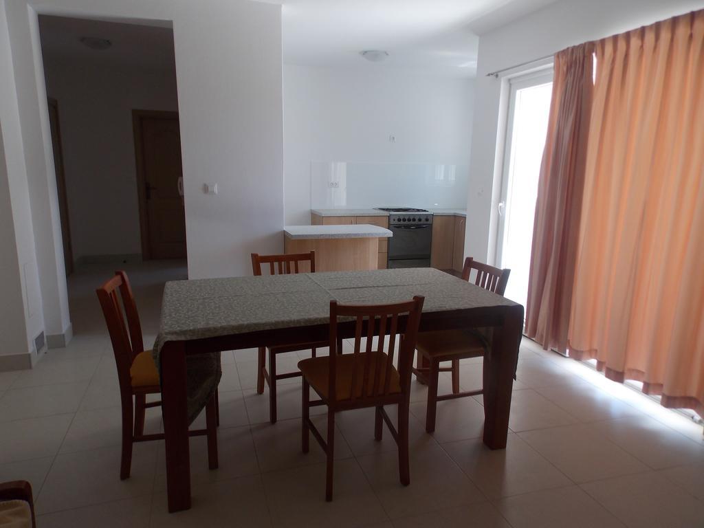 Apartments Franov Bibinje Habitación foto