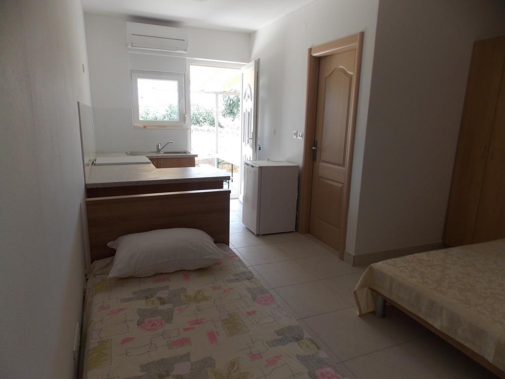 Apartments Franov Bibinje Habitación foto