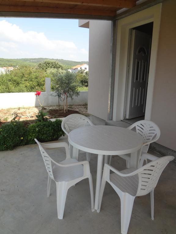 Apartments Franov Bibinje Habitación foto